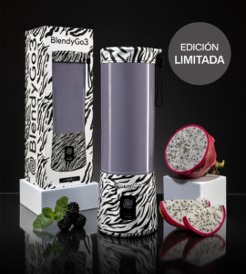 Batidora portátil BlendyGo 3 con estampado de cebra.